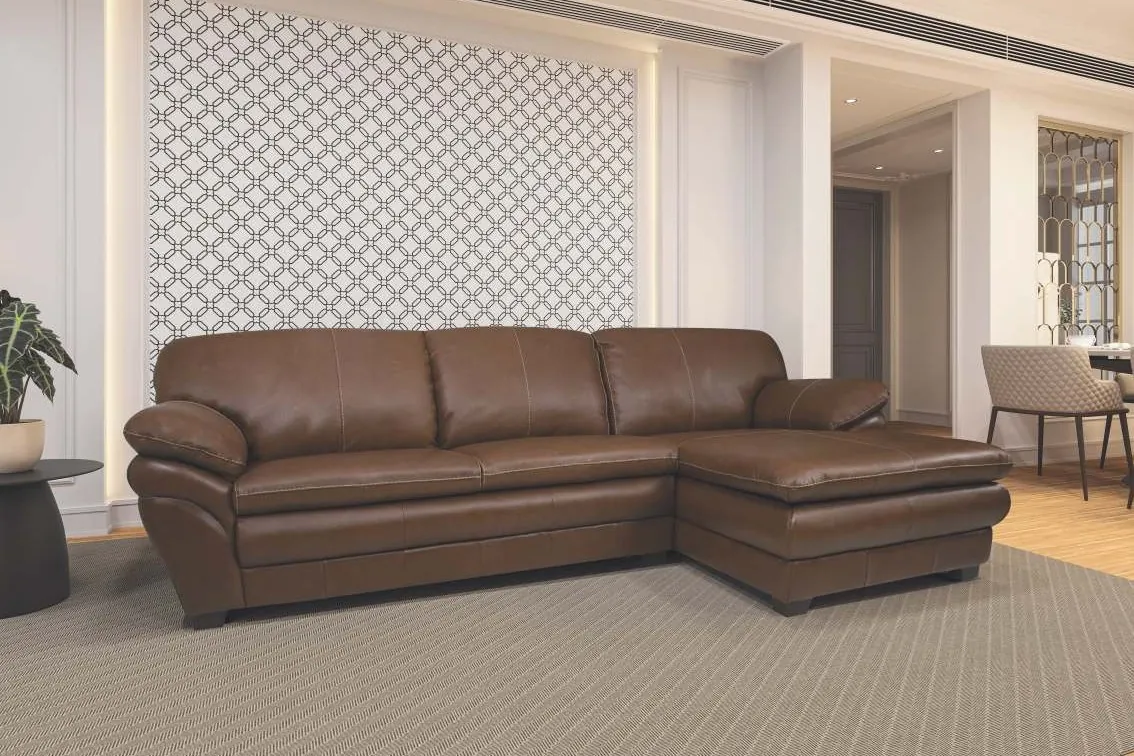 Sofá com Chaise de Couro Perúgia